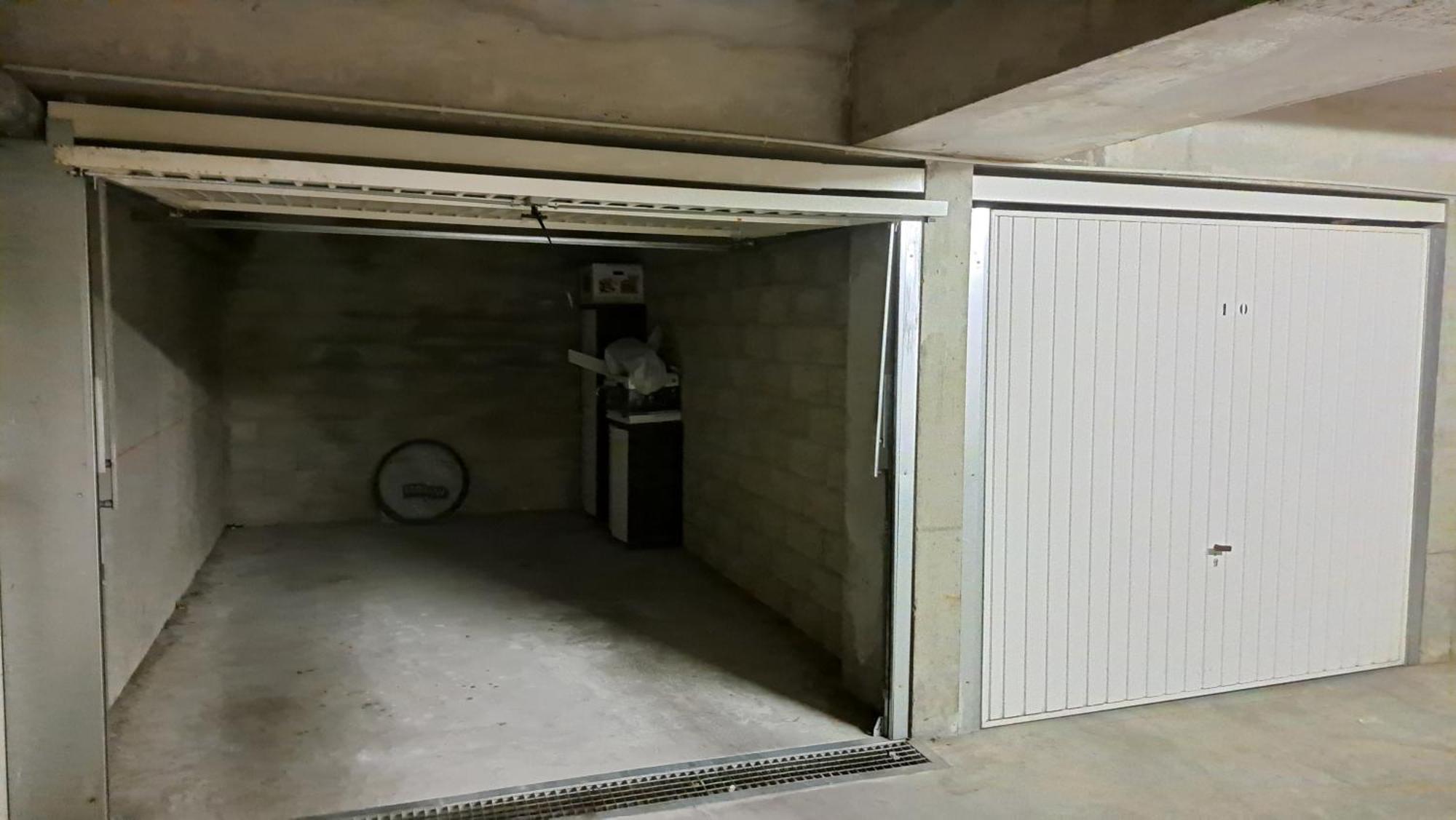 Appartement Cosy 3 Pieces Avec Garage Privatif Saint-Priest  Buitenkant foto